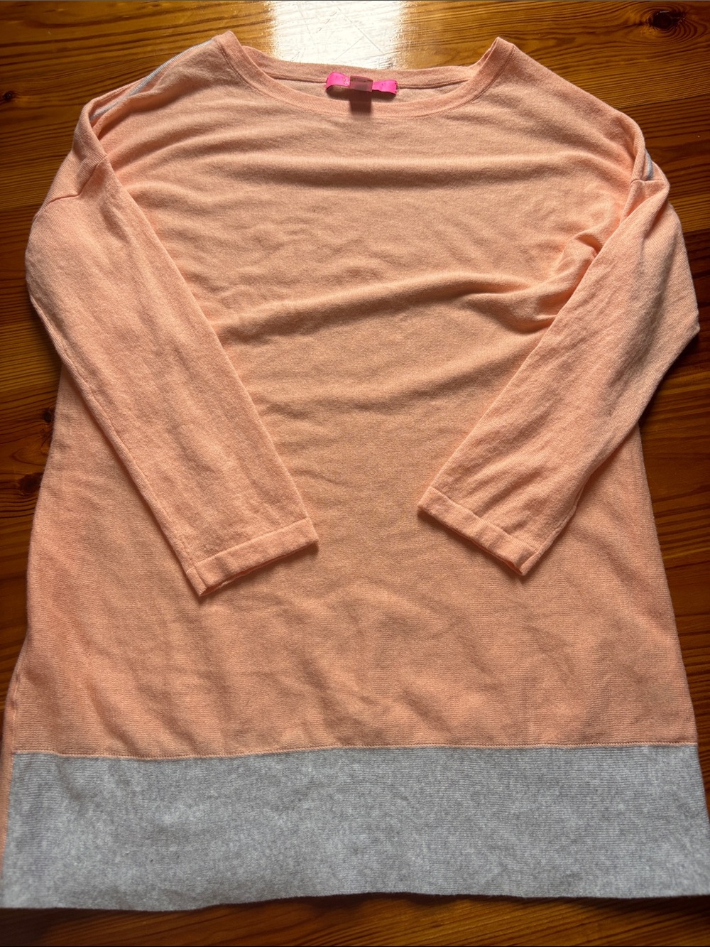 Lilly Pulitzer peach Knit Long Sleeve Tunic with Light Gray Hem